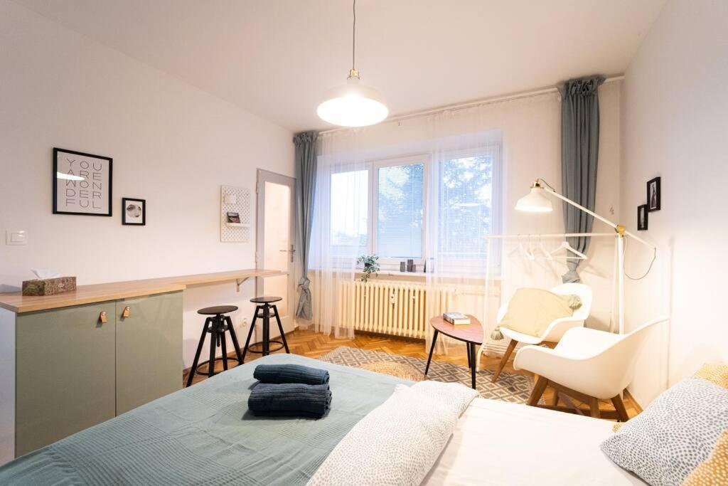 Mini Studio In Masaryk Quarter - Brno Apartamento Exterior foto